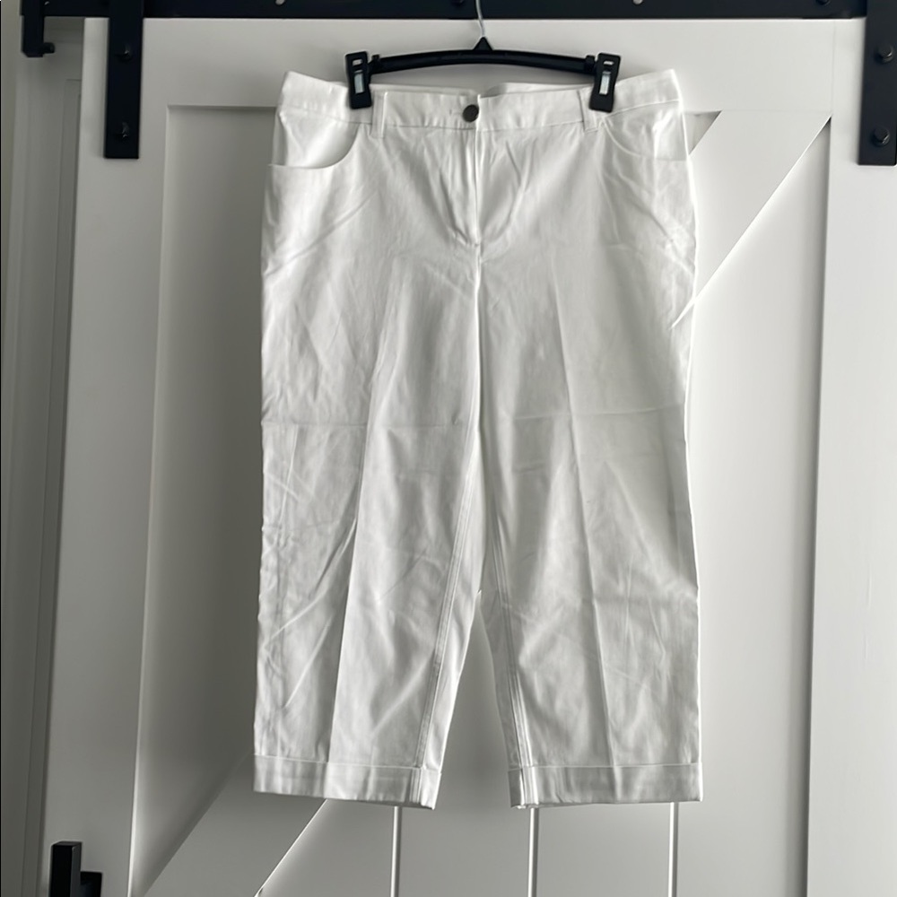 Chico’s White Cropped Pants